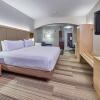 Отель Holiday Inn Express Hotel & Suites Medford-Central Point, an IHG Hotel, фото 16