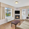 Отель Days Inn by Wyndham Kamloops BC в Камлупсе