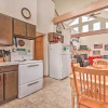 Отель Twin Lakes Home - Walk to Lake Elizabeth!, фото 9
