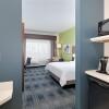 Отель Holiday Inn Express & Suites Dallas NW - Farmers Branch, an IHG Hotel, фото 33