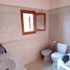 Отель House with 2 Bedrooms in Agios Mattheos, with Enclosed Garden And Wifi - 5 Km From the Beach, фото 37