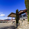 Отель Days Inn & Suites Revelstoke, фото 1