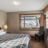 Отель Raven's Nest - Luxury Pet Friendly Condo w/ Private Hot Tub & Mountain Views, фото 11