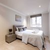 Отель Beautiful 3-bed in the Heart of London With Parking-hosted by Sweetstay, фото 4
