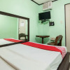 Отель OYO 482 Sitio Manuel Hotel, фото 4
