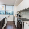Отель Applewood Suites - 2 BDRM King & Spadina, фото 4