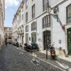 Отель Beautiful and Stylish 5BR in the heart of Chiado, фото 1