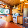 Отель Peaceful Picnic Bay - Surfdale Holiday Home, фото 3