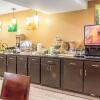 Отель Red Carpet Inn Philadelphia Airport, фото 11
