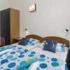 Отель Nice Home in Okrug Donji With Wifi and 3 Bedrooms, фото 14