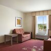 Отель Days Inn & Suites by Wyndham Belmont, фото 2
