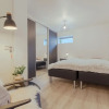 Отель Lovely Apartment | 10 Min Walk From City Centre, фото 6