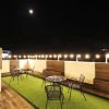 Отель Cornerstone Hotel, фото 1
