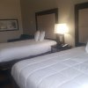 Отель Regency Inn & Suites, фото 10
