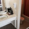 Отель American Inn and Suites, фото 8
