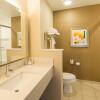Отель Fairfield Inn & Suites Detroit Macomb, фото 8
