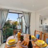 Отель Four Oaks - Sea Views, Parking, Enclosed Garden, Dog Friendly, фото 10