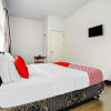 Отель OYO 90324 Si Jalak Guest House, фото 20