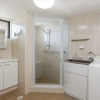Отель Queensleigh Apartment, фото 34