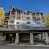 Отель Highlands Lodge 107 - Best Location For Ski School 3 Bedroom Condo by RedAwning, фото 44