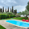 Отель Luxurious 6 Bedroom Villa In a Great Location, фото 14