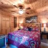 Отель Bear Pause 4 Bedroom Home with Hot Tub, фото 9