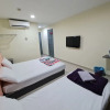 Отель OYO 90442 Newtown Star Hotel, фото 6
