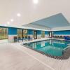 Отель Hampton Inn & Suites Benton Harbor, фото 15