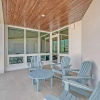 Отель Ten35 Seaside: North Water View - Residence 410, фото 8