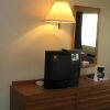 Отель Deluxe Inn Martinsville в Коллинсвилле