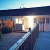 Отель 3-bed 5-6 Berth Modernised Bungalow!, фото 16