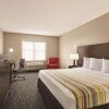 Отель Country Inn & Suites by Radisson, Tampa/Brandon, FL, фото 26