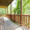 Отель Bear Creek Lodge Covered Bridge - Five Bedroom Cabin, фото 22