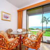 Отель K B M Resorts- Nap-b39 Ocean-front 1bd, Whale Watching, Chef Kitchen, Steps to Beach!, фото 11