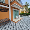 Отель Boulevard Tuscany - 3 Bedroom Pool Villa, фото 8
