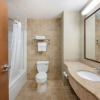 Отель Quality Inn & Suites Fishkill South near I-84, фото 10