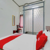 Отель OYO 90517 Homestay Wonosobo Asri, фото 9