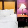 Отель La Quinta Inn & Suites by Wyndham DFW Airport West - Bedford, фото 35