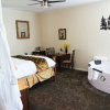 Отель The Inn at Deer Creek Winery, фото 18