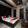 Отель OYO 11722 Crystal Guest House, фото 12