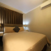 Отель Savoy Lodge With Breakfast Included - Standard Double Room 6, фото 22