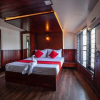 Отель Upper Deck Houseboat, фото 42