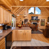 Отель Knockin' On Heaven's Door - 5 Br cabin by RedAwning, фото 33