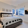 Отель Huge & Newly Constructed 5br/5ba -private Hot Tub! 5 Bedroom Condo by RedAwning, фото 6