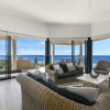 Отель Breathtaking views of Sunshine Beach - Unit 7/21 Park Crescent, фото 6