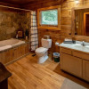 Отель Cozy ‘Grey Fox’ Cabin Between Boone & Blowing Rock, фото 9