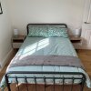 Отель Lovely 1 Bed flat *FREE PARKING* Hoe/Barbican Plymouth, фото 5