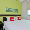 Отель ZEN Rooms Soepomo 100, фото 4
