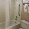 Отель Quality Inn & Suites, фото 42