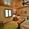 Отель Lumberjack Lodge 5 Bedroom Home by RedAwning, фото 5